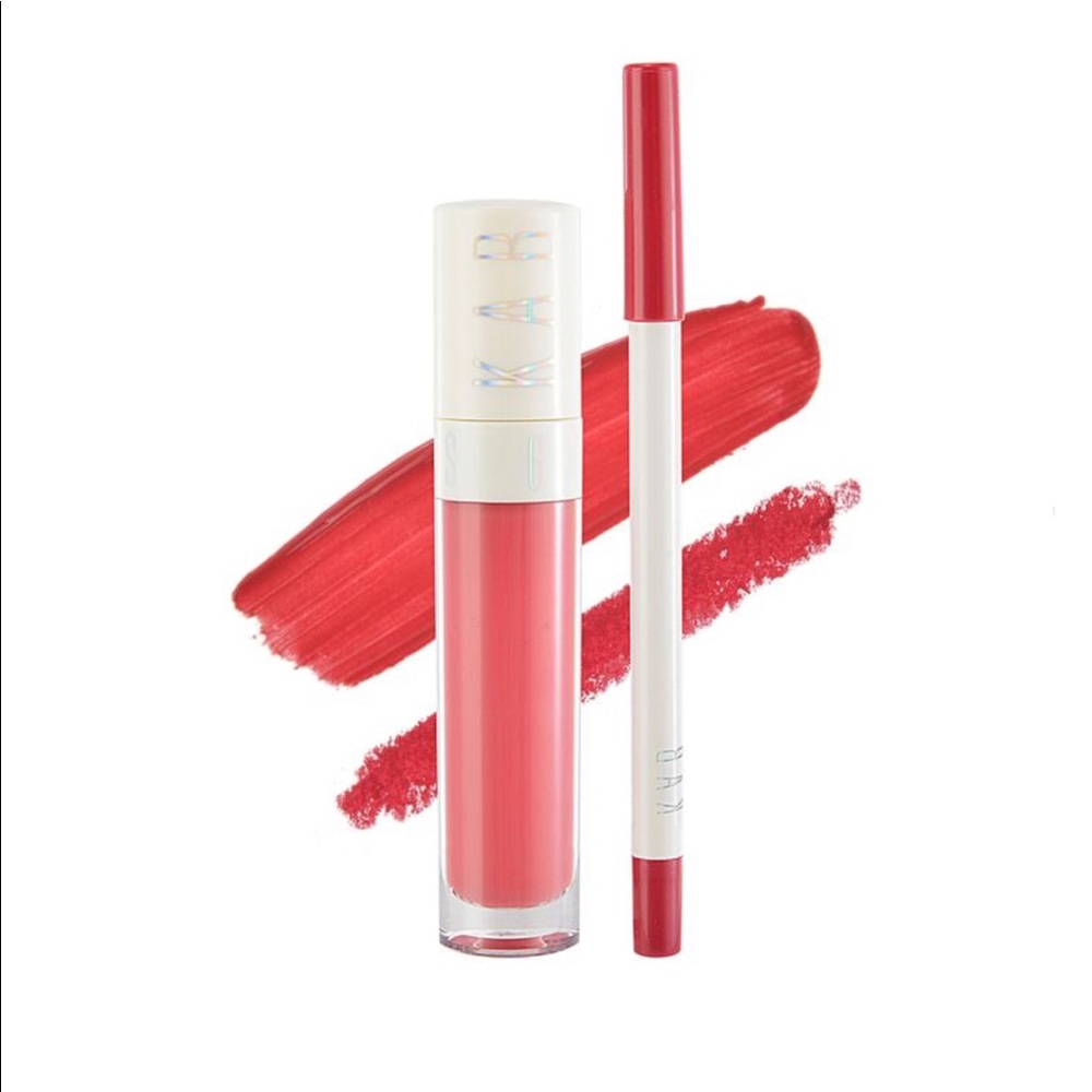Kab | Lipgloss and lip liner duo in Charming
